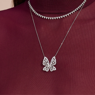 Gargantilha Borboleta em Ouro Branco 18k com Diamantes
