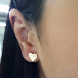 Brinco em Ouro Amarelo 18K com Diamantes 