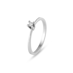Anel Solitário em Ouro Branco 18K com Diamante