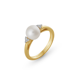 Anel em Ouro Amarelo 18K com Pérola e Brilhantes