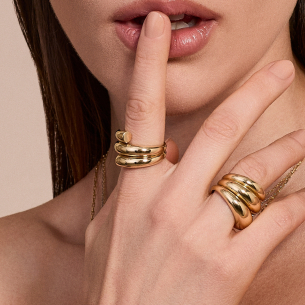 Anel em Ouro Amarelo 18k Câlin