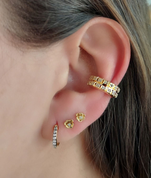 Brinco Argola em Ouro Amarelo 18K com Diamantes 