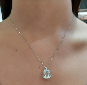 Gargantilha Ouro Branco com Água Marinha e  Diamantes - 18k 